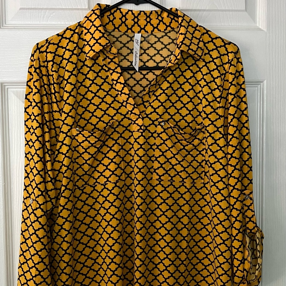 Women’s NY Collection Top